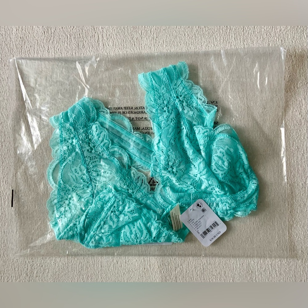 Free People Intimately ~ Last Dance Halter Bralette Electric Paradise/Turquoise - Picture 3 of 11